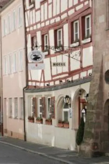 Hotel Elch Nuremberg 3*,